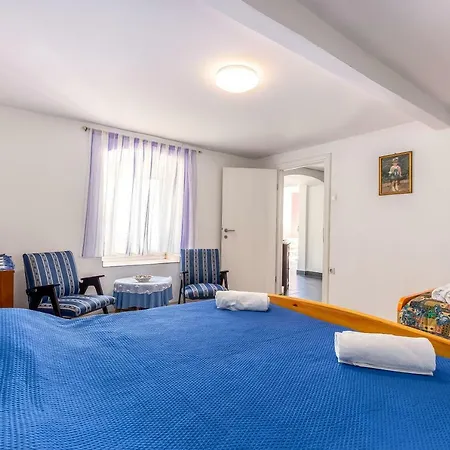 Apartment Lucija